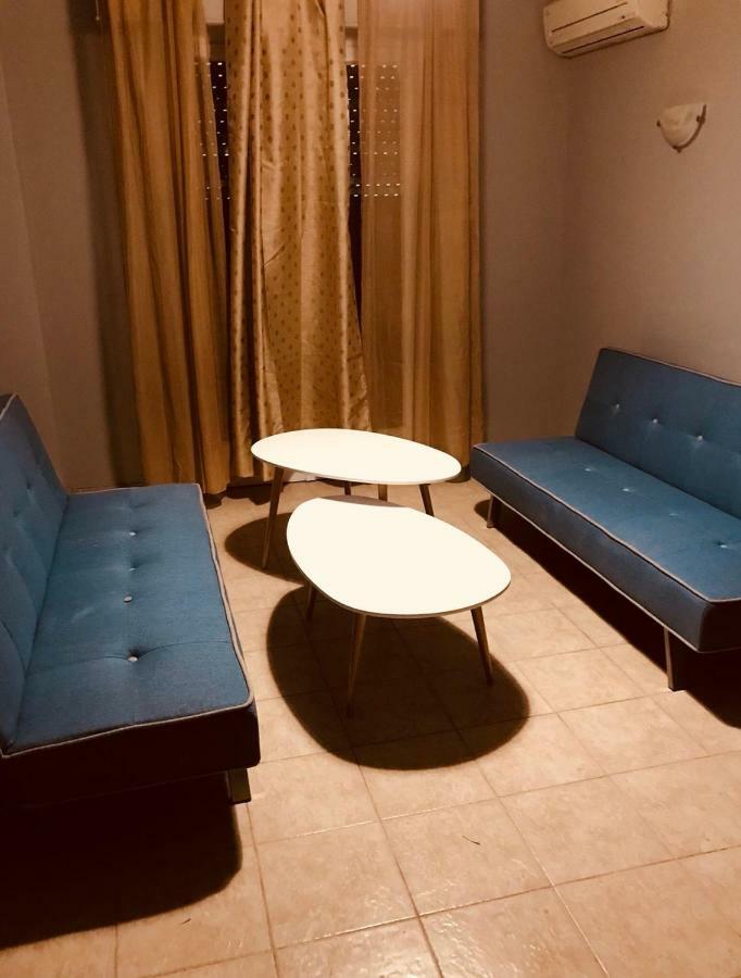 Merilyn Central Apartment Афины Экстерьер фото