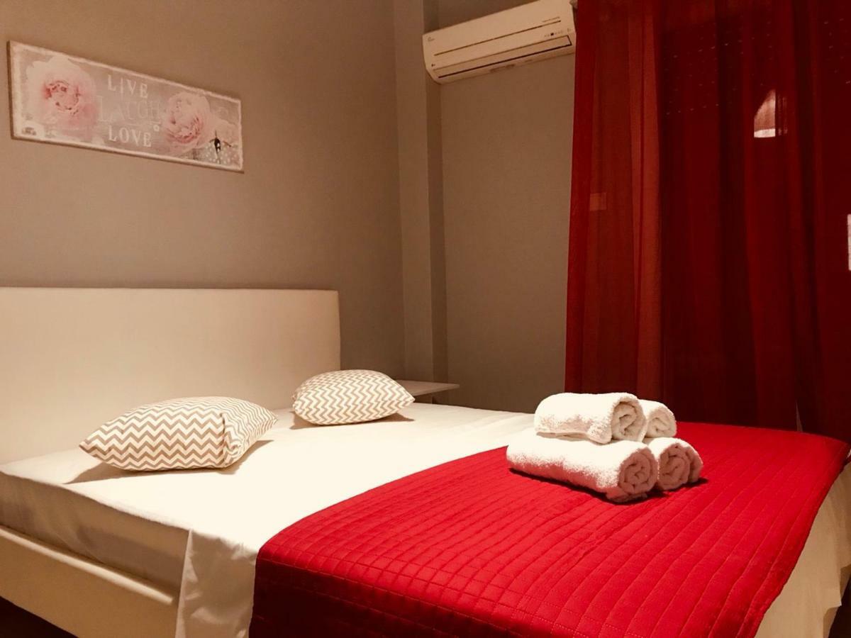 Merilyn Central Apartment Афины Экстерьер фото